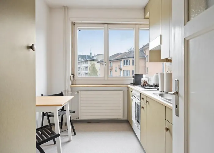 Apartment For Explorers 224 *